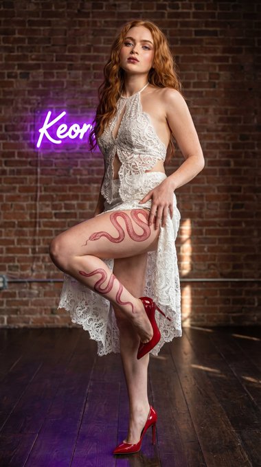 Lace Outfit Studio Snake Thigh Art Neon Sign