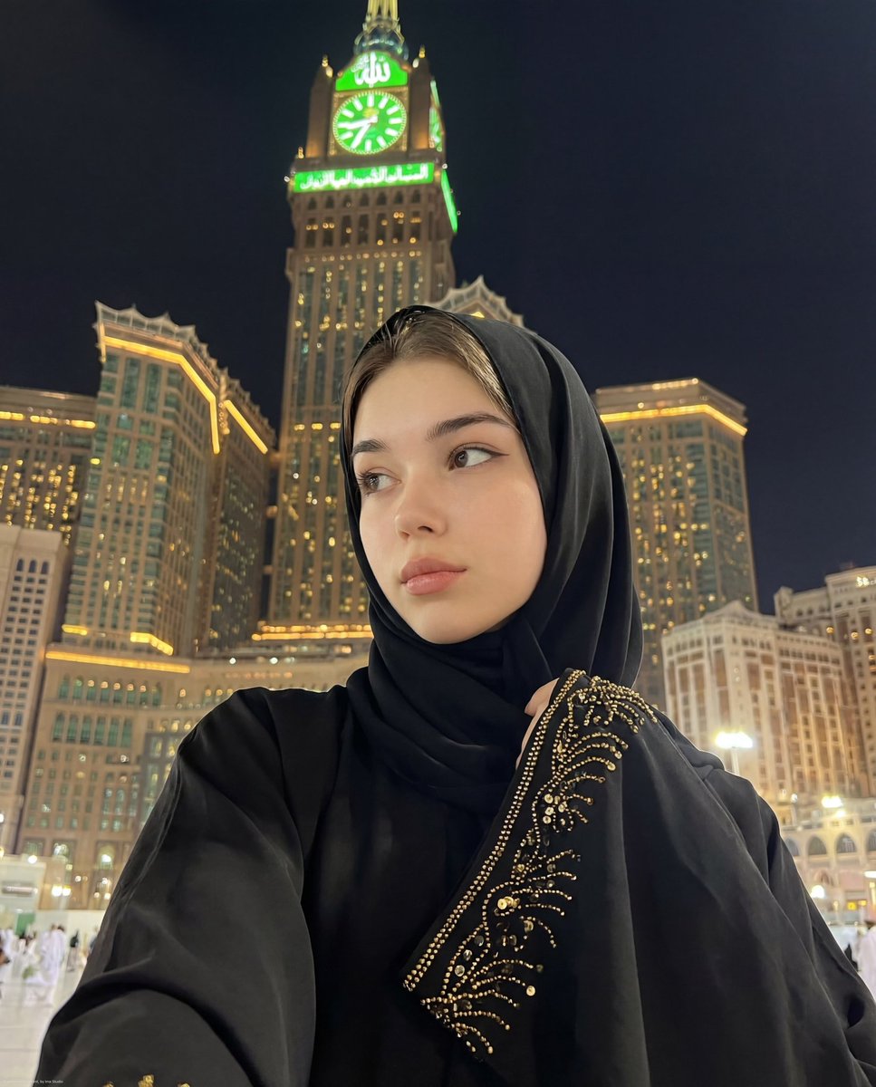 Realistic Makkah Clock Tower Abaya Selfie