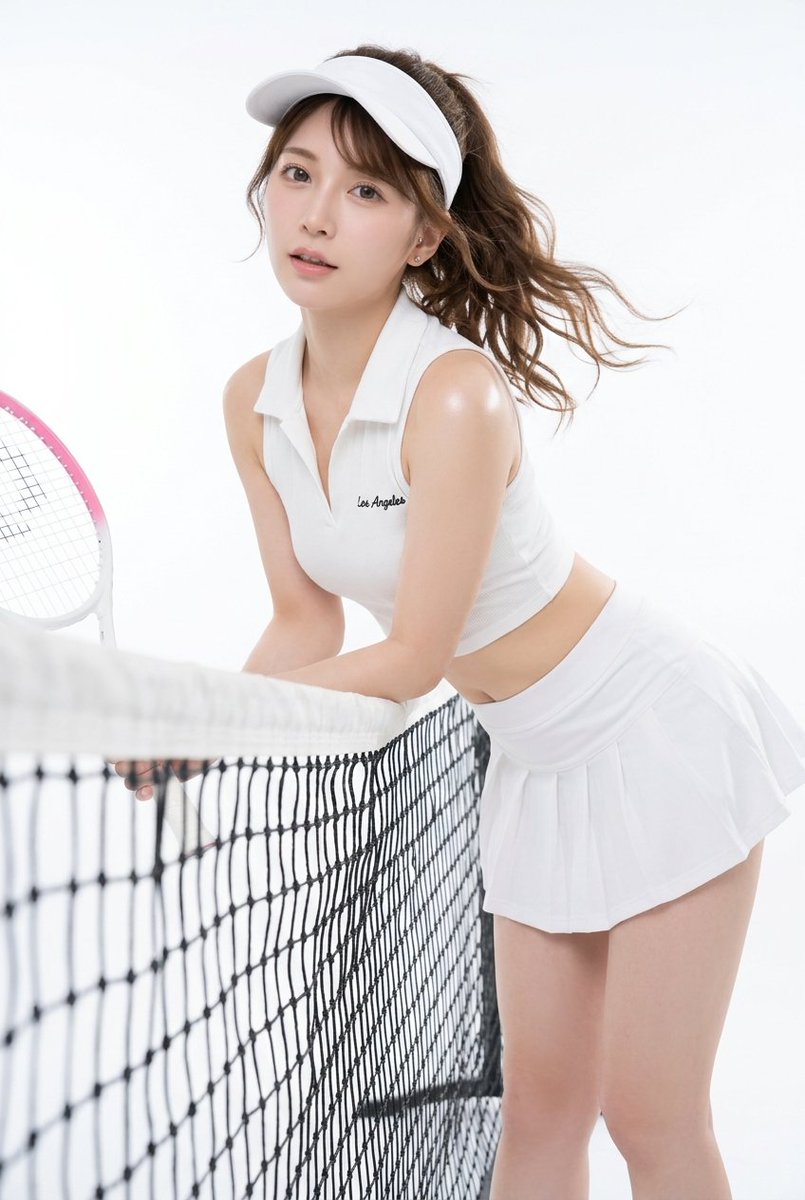 Athletic Gravure Idol Beach Pose Soft Lighting