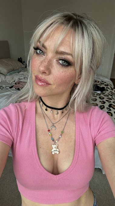Freckled Beauty Pink Crop Top Layered Necklaces Selfie