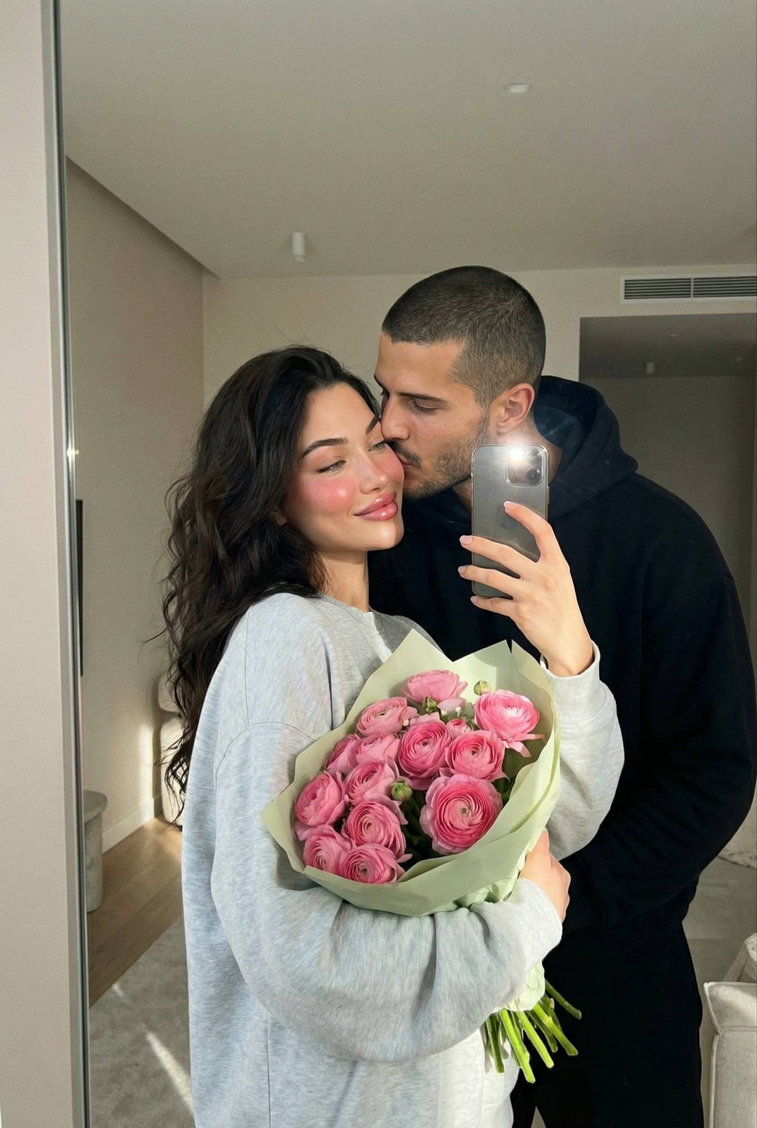Mirror Selfie Pink Flowers Cozy Sweatshirt