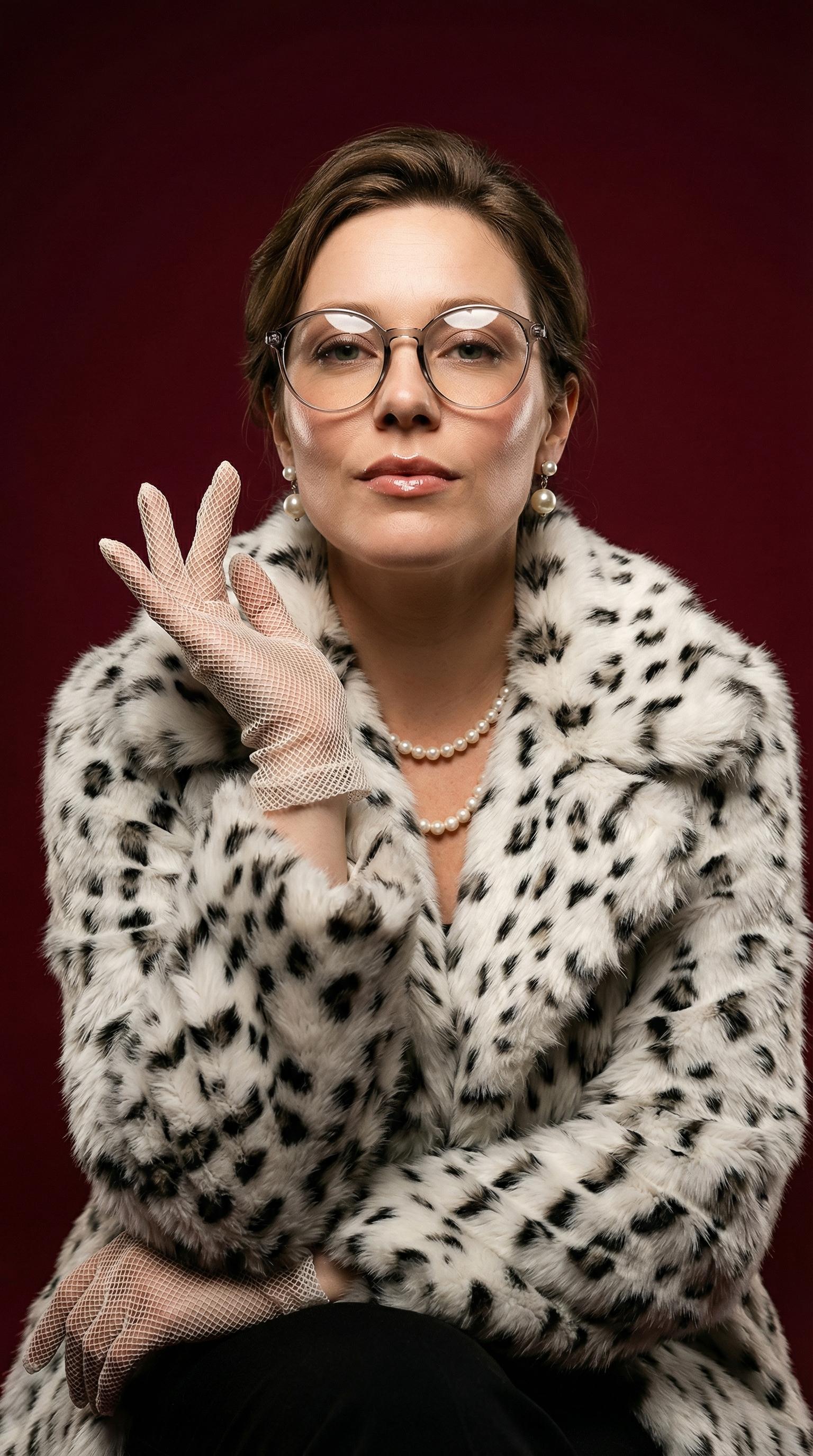 Wine Red Studio Confident Woman Fur Coat Mesh Gloves