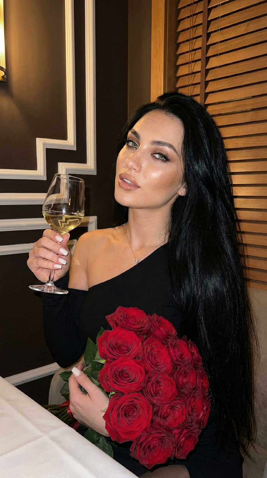 Realistic Y2k Woman Wine Roses 8k