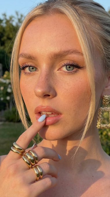 Golden Hour Sunlit Reverie Woman
